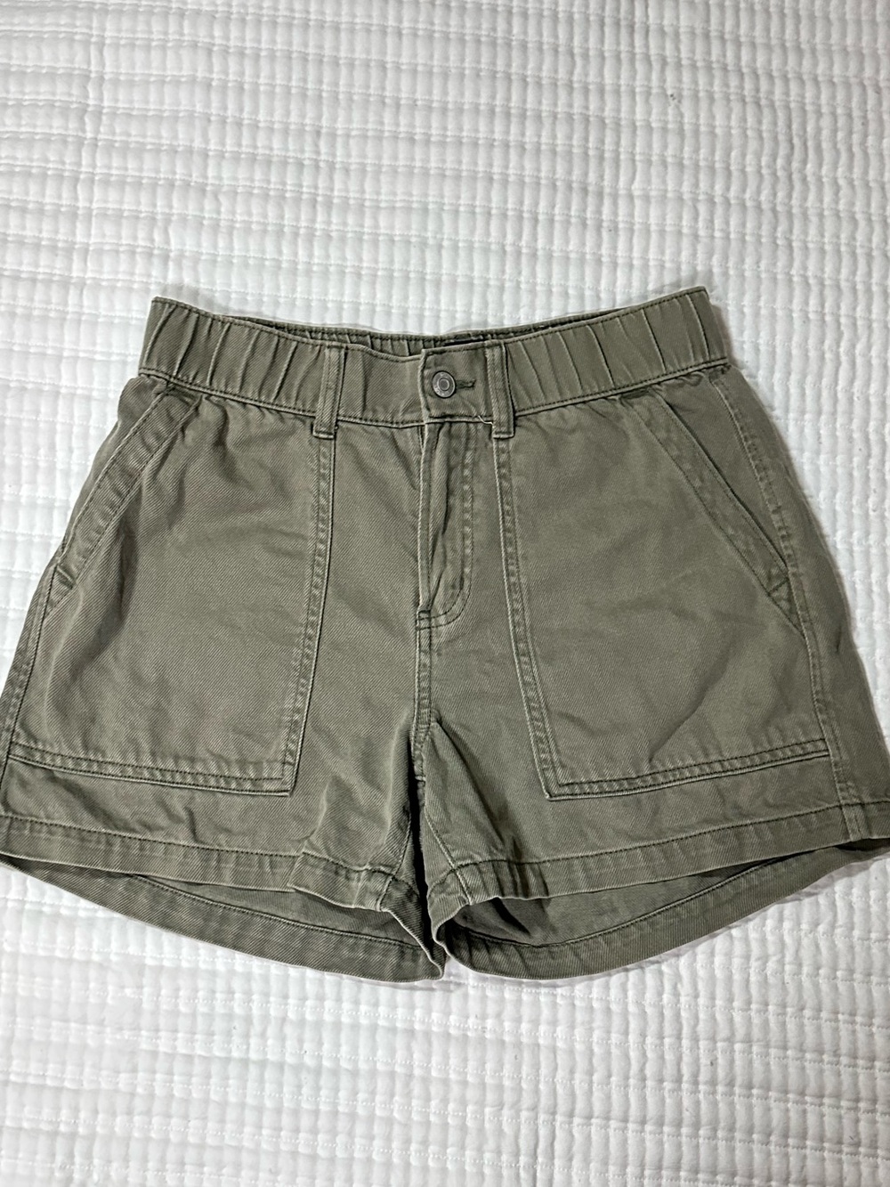 GAP Olive Green Utility Twill Shorts Size Small High Rise 4” Inseam